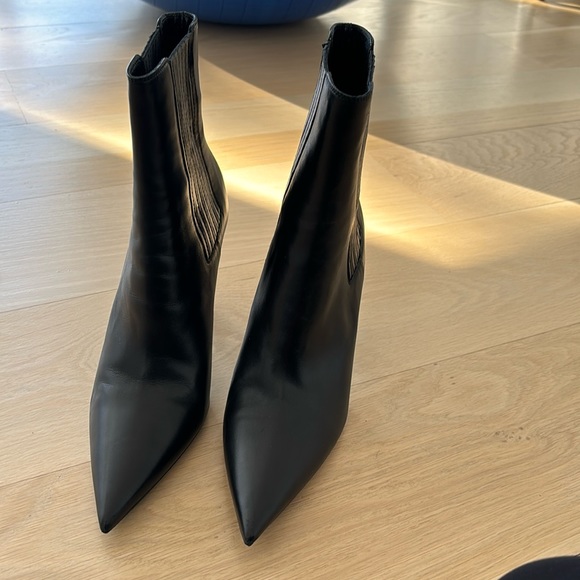 Saint Laurent Mint Bootie Heels Black Leather 39.5 - Picture 1 of 7